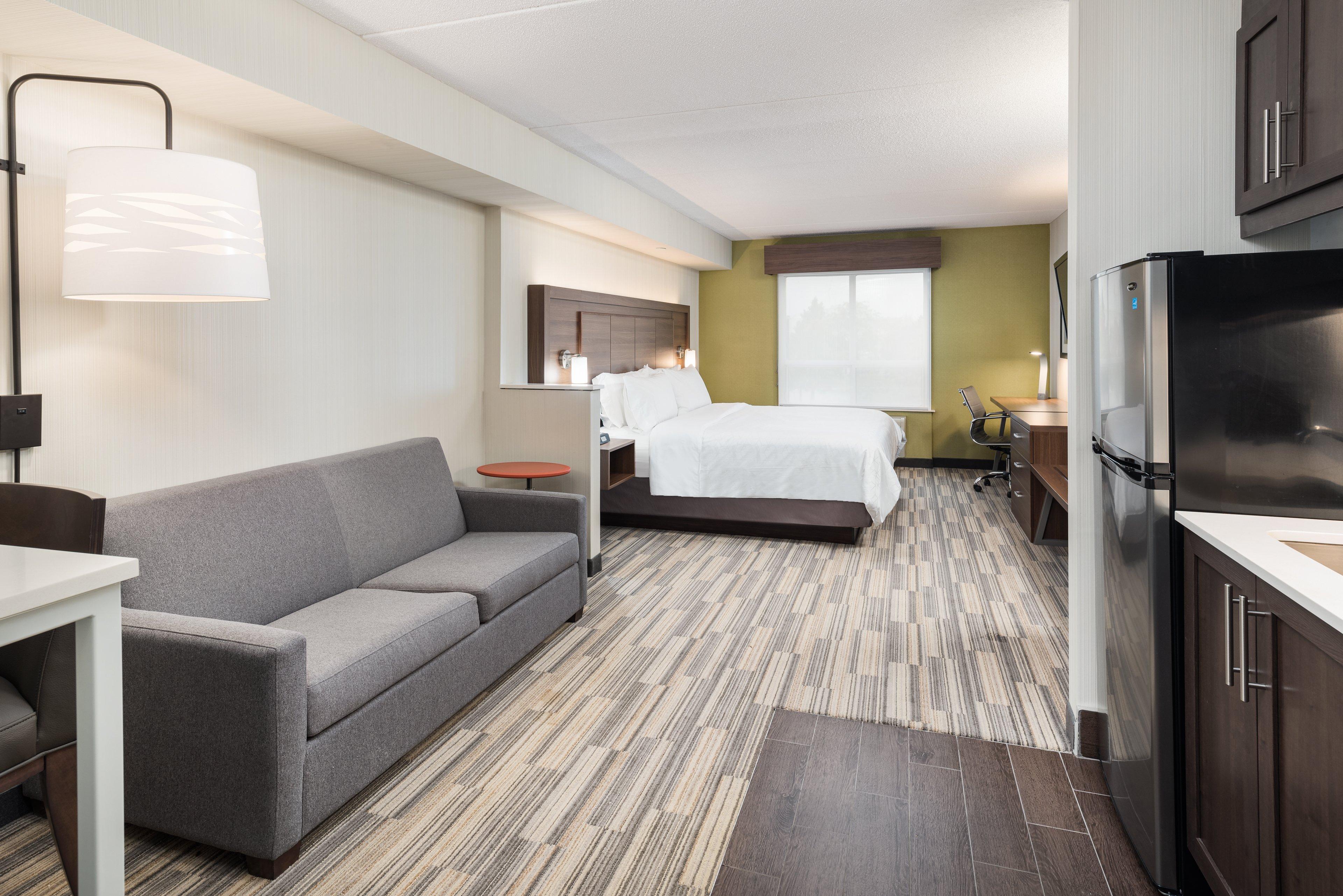 Holiday Inn Express Hotel & Suites Milton By Ihg Exterior photo